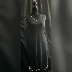 Vertigo Sheath Dress White Bow Formal